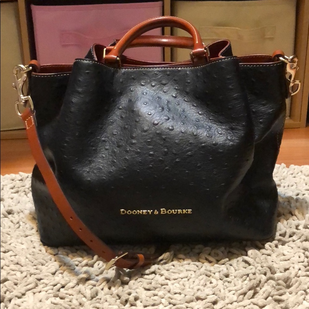 Dooney and Bourke City Barlow (Large)